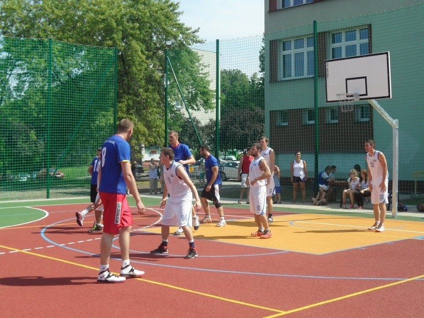 Otwarcie boiska sportowego w Świętochłowicach