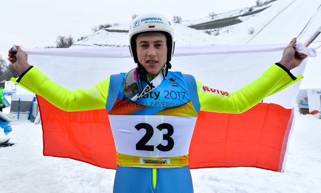 Adam Cieślar w zimowych uniwersjadach wywalczył aż osiem medali
