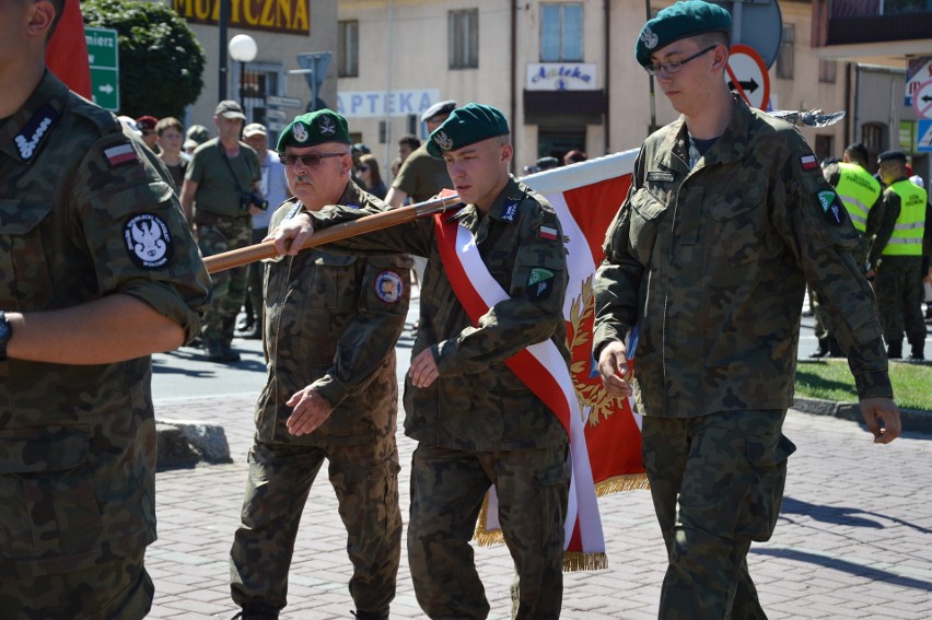 Kadrówka w Miechowie. Medale dla tych, którzy nie bali się pomagać [ZDJĘCIA, WIDEO]