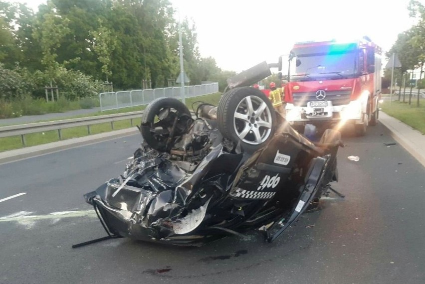Wypadek w Poznaniu. Nie żyją dwaj kierowcy. 16-latek w audi mógł pędzić nawet 200 km/h! 