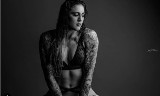 Megan Anderson w bikini prezentuje tatuaże. Fani MMA oszaleli na punkcie Australijki