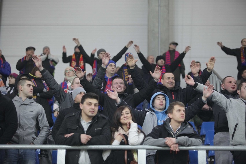 Piast Gliwice - Wisła Kraków. Tak dopingują kibice Piasta [ZDJĘCIA]