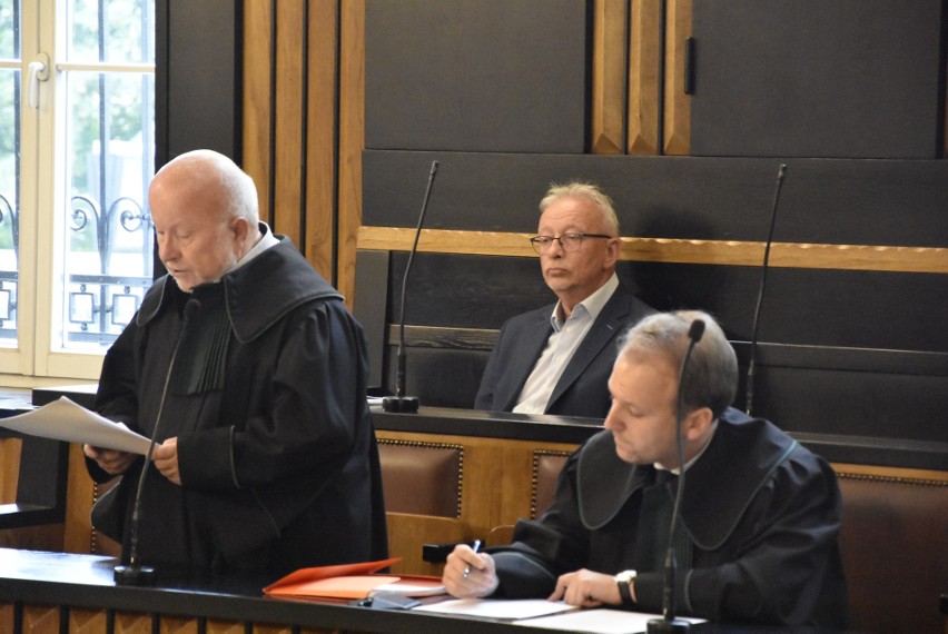 Sąd Okręgowy w Tarnowie skazał Ryszarda Ścigałę na 1,5 roku...