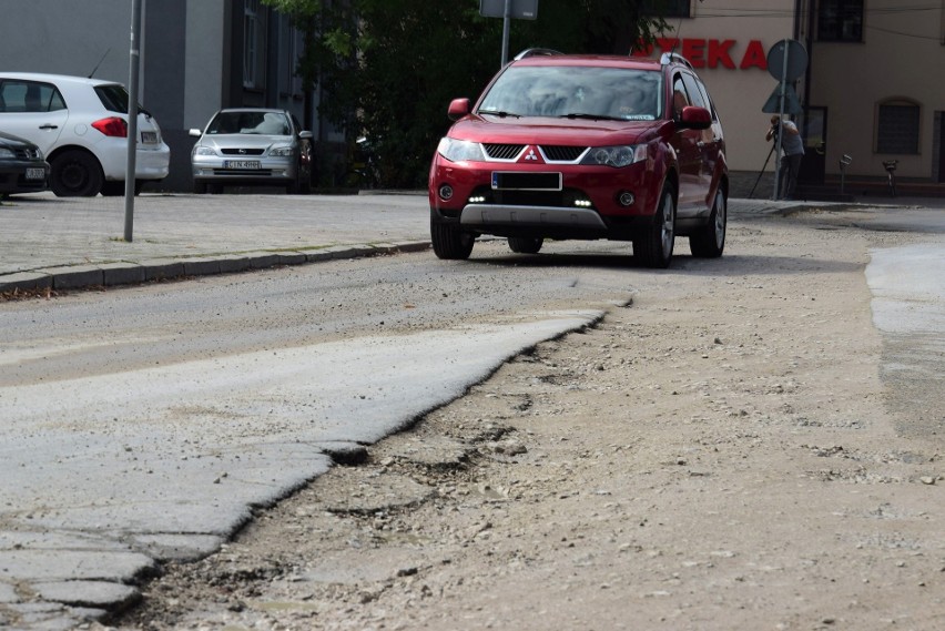 Dziś (12 lipca 2018) uroczyście rozpoczęto przebudowę drogi...