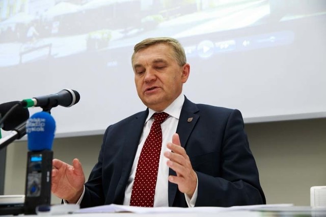 Nominalny dług miasta wynosi 710 mln zł, jednak gmina ma 270 mln zł na lokatach - tłumaczy prezydent Tadeusz Truskolaski