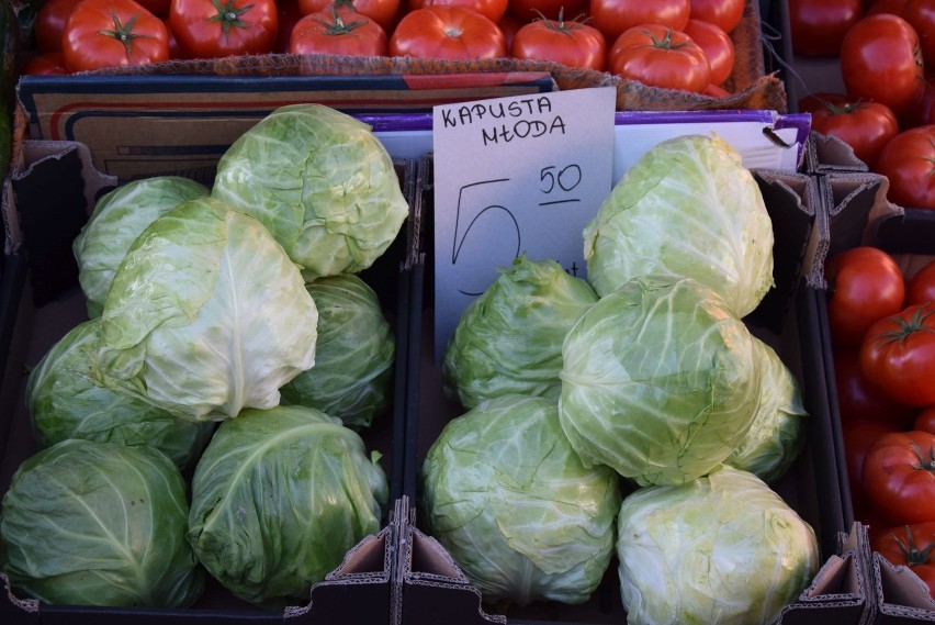 Na targowisku miejskim przy ul. Owocowej w Zielonej Górze...