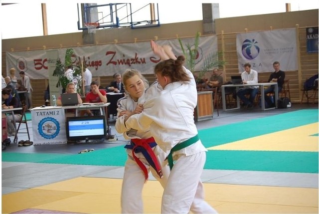 Kamila Pasternak (z lewej) powalczy o kolejne medale