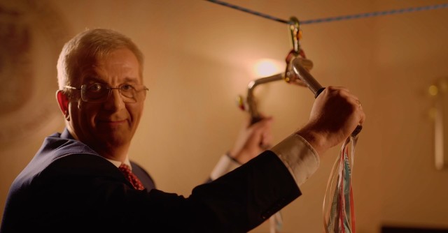 "Rektor Home Alone" to krótki klip UPWr inspirowany popularnym filmem świątecznym.