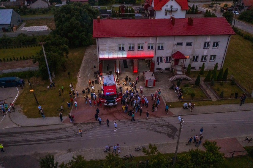 Osieczanie powitali nowy wóz strażacki