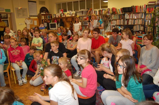 W bibliotece sporo się dzieje. W maju spędzić tu będzie można nie tylko dzień, ale także  wieczór i noc. Specjalny program przygotowany zostanie dla dzieci (6 V) i dla dorosłych (20 V)