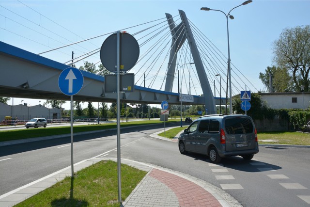 Estakada nad dworcem w Płaszowie stanowi najbardziej efektowny odcinek Krakowskiego Szybkiego Tramwaju.