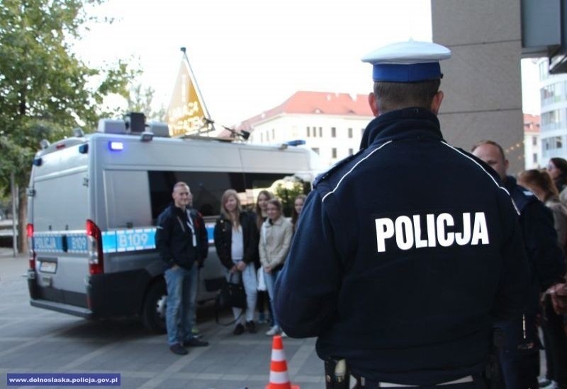 Noc Laboratoriów z wrocławską policją. Tak pracują kryminolodzy (FILM, ZDJĘCIA)