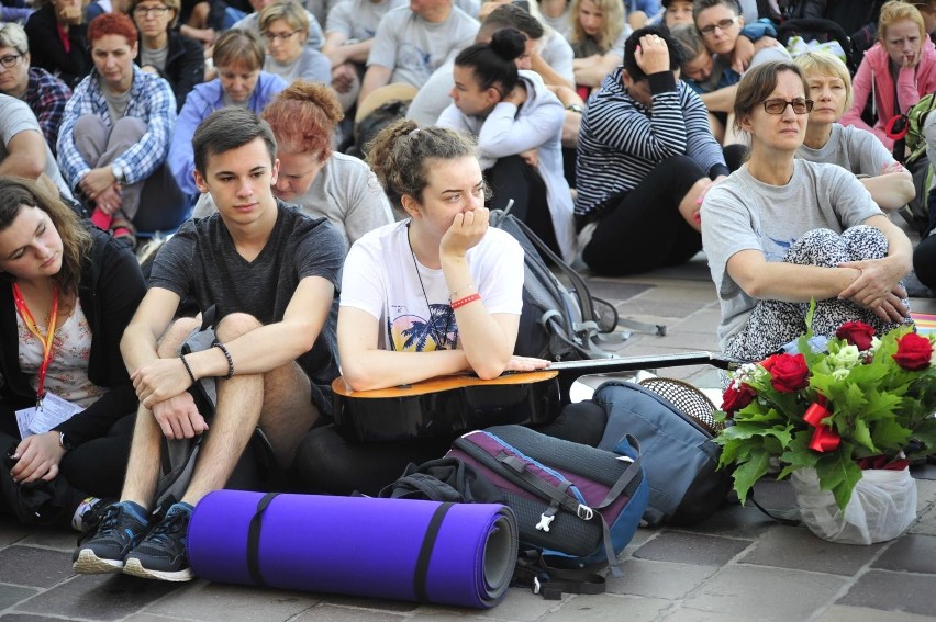 40. Piesza Pielgrzymka Krakowska na Jasną Górę. Wierni chcą iść na krakowską pielgrzymkę, ale z powodu pandemii wprowadzono ograniczenia