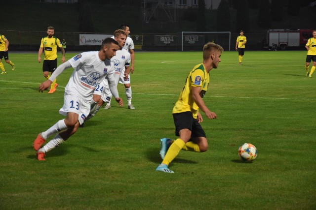 Aby zyskać miano niepokonanych przez całą rundę jesienną, w meczu z Miedzią Legnica piłkarze GKS-u Jastrzębie nie mogą pozwolić sobie na porażkę.