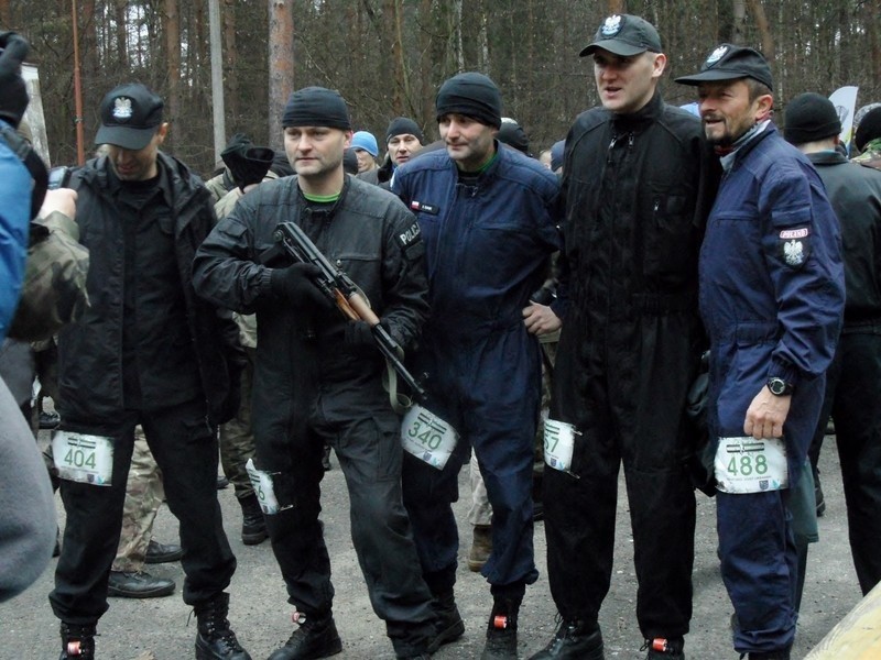 Maraton Komandosa co roku biegną setki zawodników