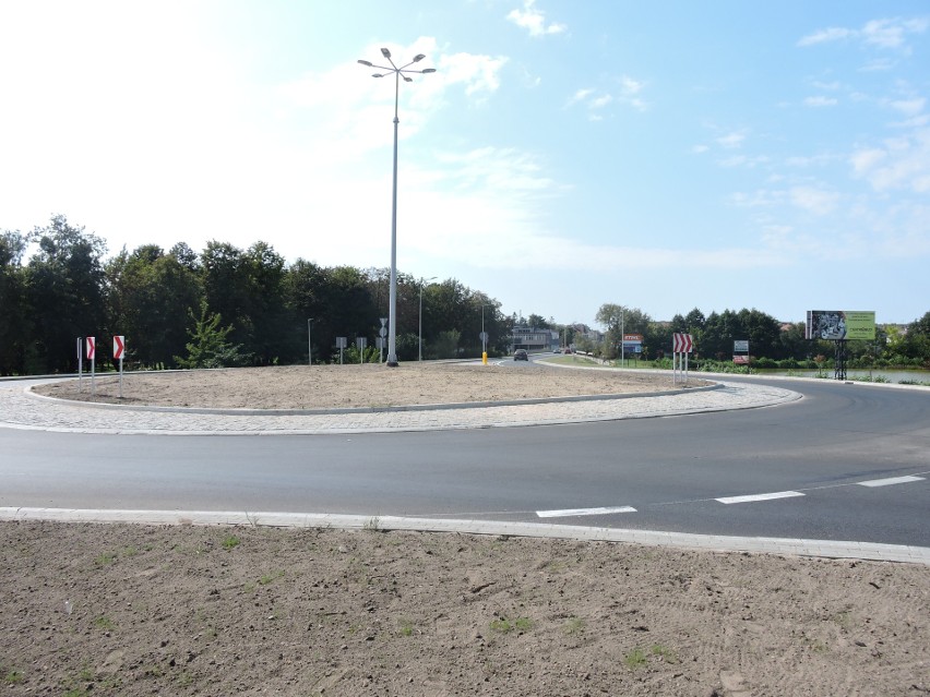 Rondo w Makowie Mazowieckim prawie gotowe. "Prace zakończone, trwają poprawki" [ZDJĘCIA+WIDEO] 