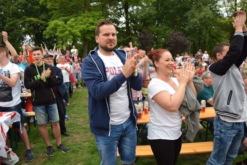 Euro 2016 w Szczecinku. Tak się bawi Szczecinek [wideo, zdjęcia]