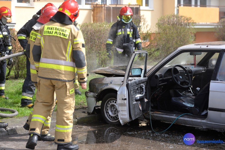 Pożar samochodów marki BMW we Włocławku