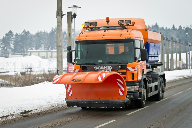 Drogowcy w Bydgoszczy przekonują, że byli gotowi na przyjście zimy. Mimo wszystko w środę i czwartek doszło do kilkudziesięciu kolizji.Pogoda na dziś, wideo: TVN Meteo Active/x-news