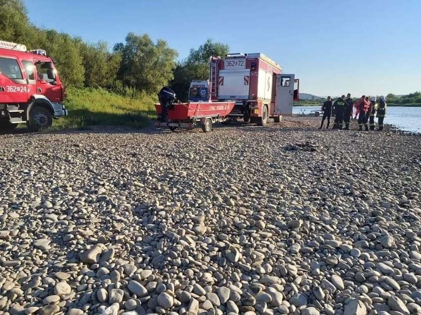 Kilka dni temu w rejonie obecnych poszukiwań utonął 24-letni...