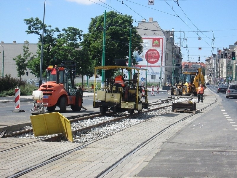 Głogowska: Remont torowiska - tramwaje zmieniły trasy [ZDJĘCIA INTERNAUTY]