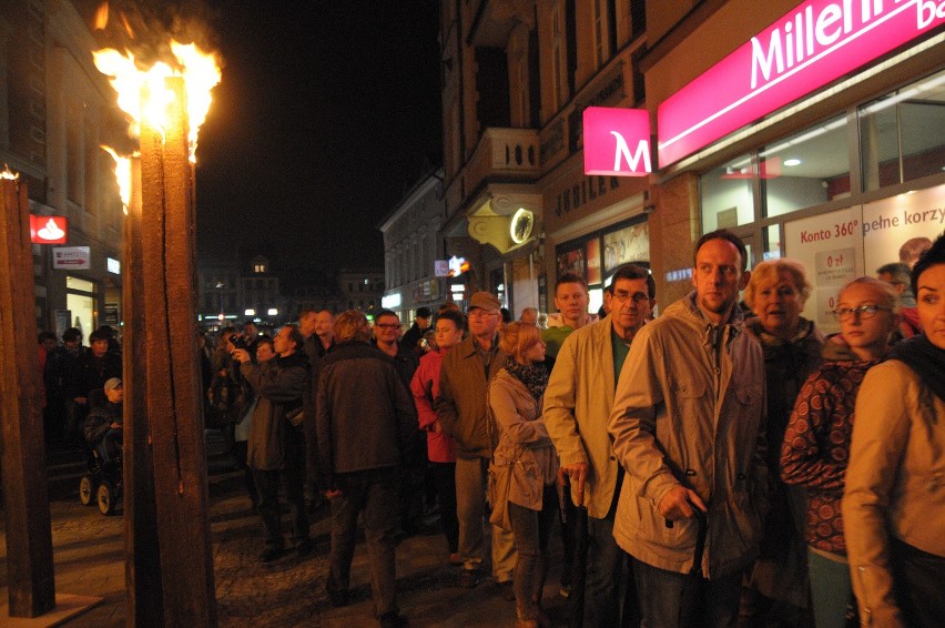 Otwarcie deptaka w Rybniku w obiektywie fotoreportera. Lasery, fontanna i muzyka! [WIDEO + ZDJĘCIA]