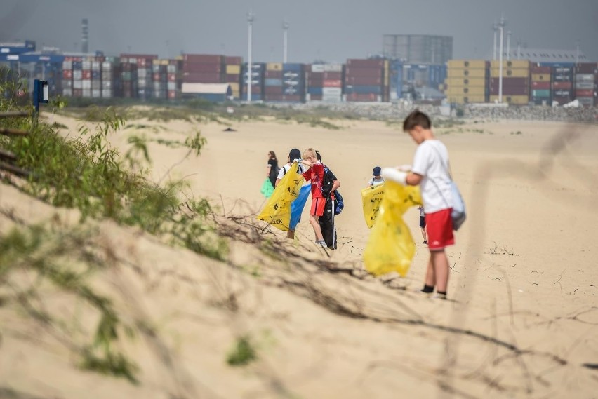 Gdynia: Spotkajmy się na wspólnym sprzątaniu plaży w...