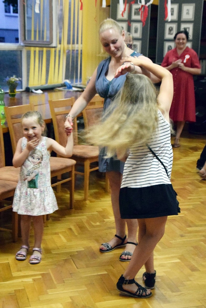 Noc bibliotek w Stargardzie. Mieszkańcy chętnie odwiedzali Książnicę Stargardzką i świetnie się tam bawili 