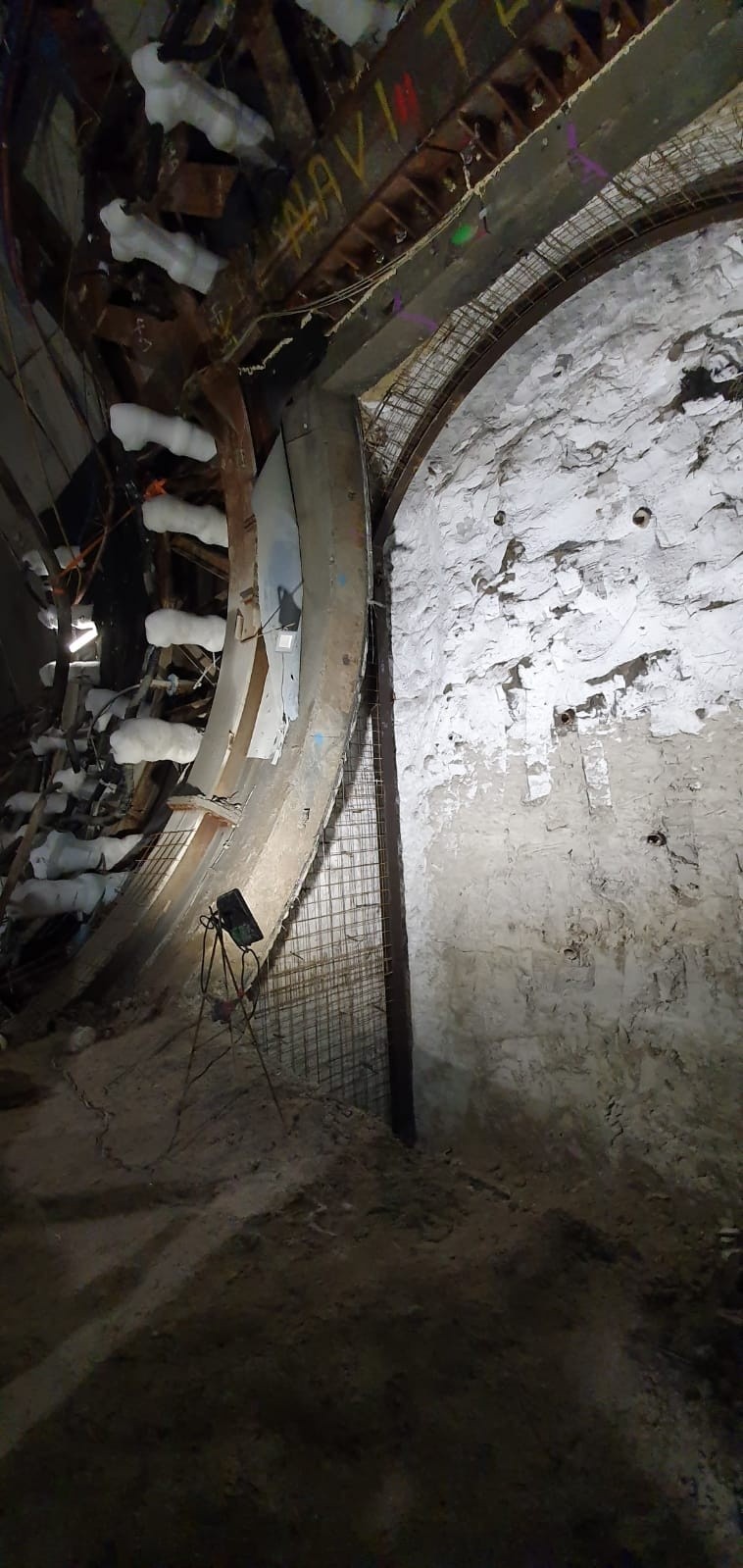 Najtrudniejszy moment na budowie tunelu w Świnoujściu. Wielkie kopanie w lodzie [ZDJĘCIA]