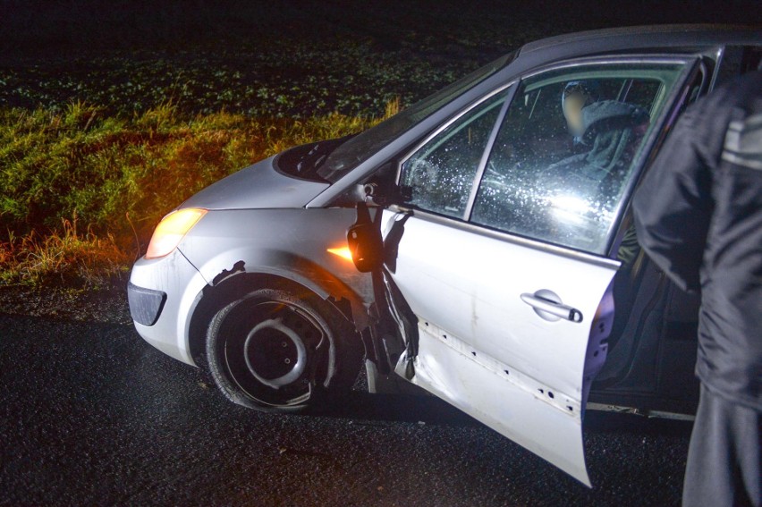 Wypadek w Grochowcach koło Przemyśla. Audi uderzyło w dwa samochody. Do szpitala zabrano 12-latka [ZDJĘCIA]