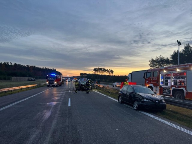 Do śmiertelnego wypadku doszło w sobotę na autostradzie A2, między węzłami Nowy Tomyśl i Jordanowo. Zginęła jedna osoba.