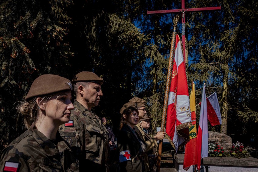 Terytorialsi z 19 NBOT wzięli udział w marszu upamiętniającym braci Taraszkiewiczów