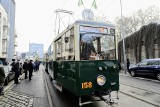Kultowy tramwaj był altanką na działce. Po 20 latach od odnalezienia znów jeździ i ma się dobrze. Zobacz zdjęcia!