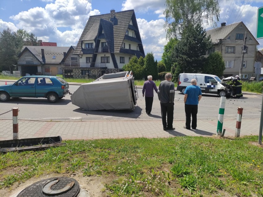 Wypadek w Piekielniku. Zdjęcia dzięki uprzejmości portalu...