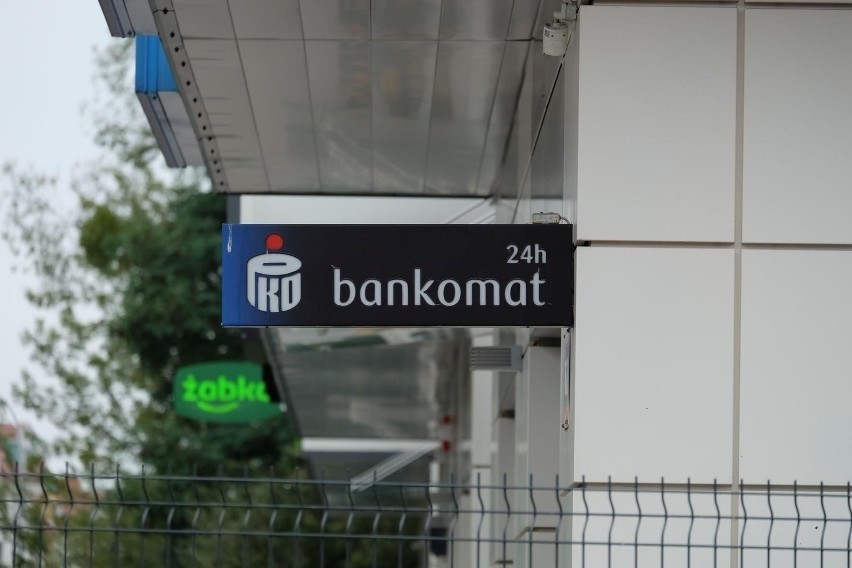 PKO BP podnosi ceny. PKO Bank Polski - największy bank w...