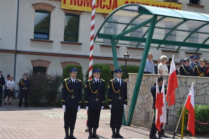 Stopień młodszego aspiranta uzyskało 112 absolwentów...