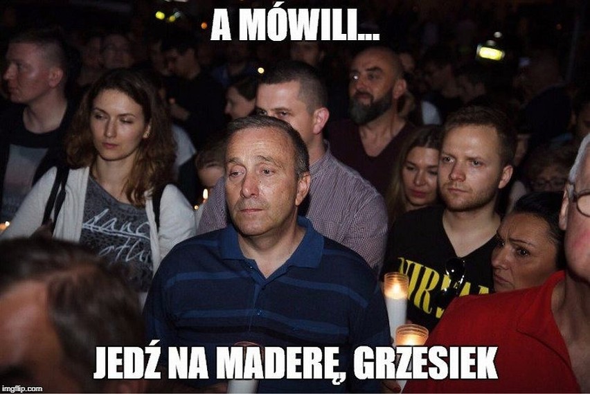 Prezydent zawetował ustawy o sądach MEMY