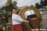 Poręba Wielka wygrała konkurs na najpiękniejsze dekoracje dożynkowe. To zasługa Lidii Kruczały [ZDJĘCIA]