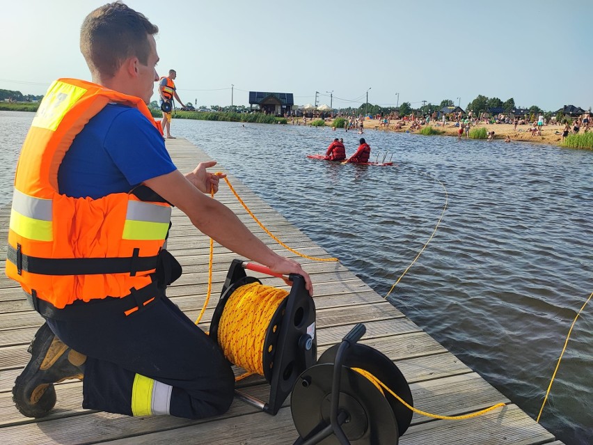 Akcja ratunkowa nad zalewem w Korycinie. Utonął tam...