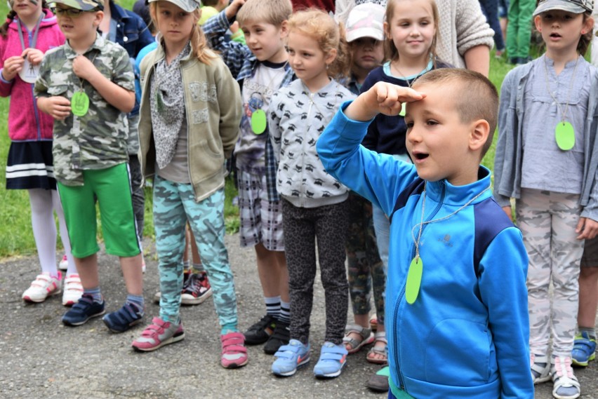 Tyskie przedszkolaki przeszły prawdziwą szkołę przetrwania ZDJĘCIA