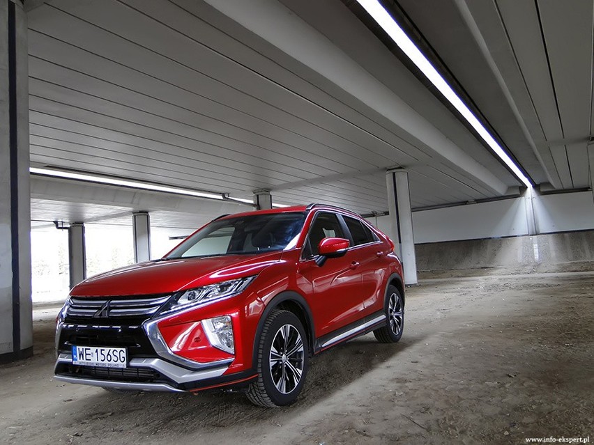 Mitsubishi Eclipse Cross...