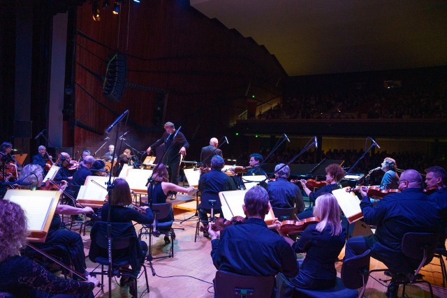 Pełna filharmonia na koncercie Grzegorza Turnaua w Częstochowie