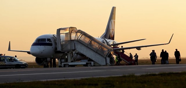 Połączenia z Jasionki obsługują LOT, Eurolot, Lufthansa i Ryanair.