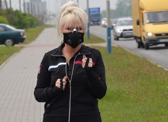 W sklepach sieci ALDI możemy kupić profesjonalne maski antysmogowe wielokrotnego użytku