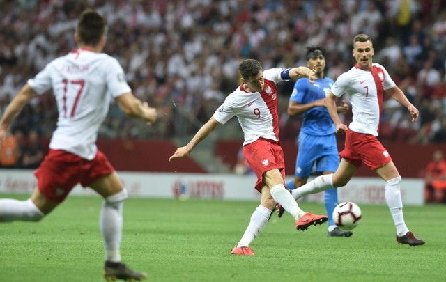 10.06.2019 warszawamecz eliminacyjny do mistrzostw europy 2020 pomiedzy polska a izrael rozegrany na stadionie narodowym w warszawienz robert lewandowskifot bartek syta / polska press