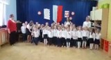 Akcja "Szkoła do Hymnu". Wzięło w niej udział Przedszkole numer 18 w Kielcach [WIDEO]