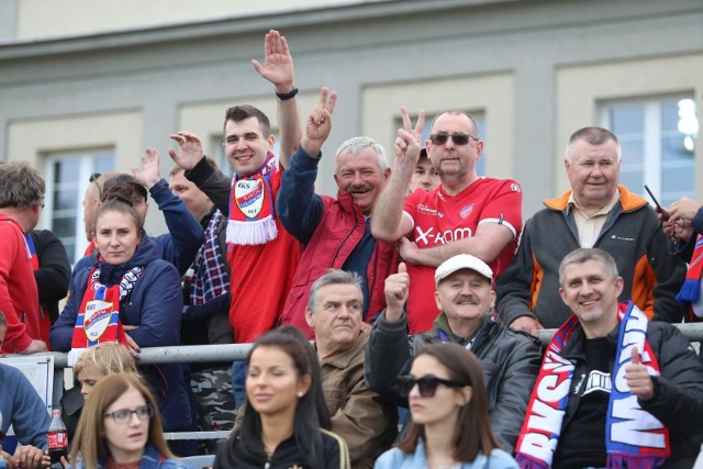 Zdjęcia kibiców z meczu Raków Częstochowa - Podbeskidzie Bielsko-Biała