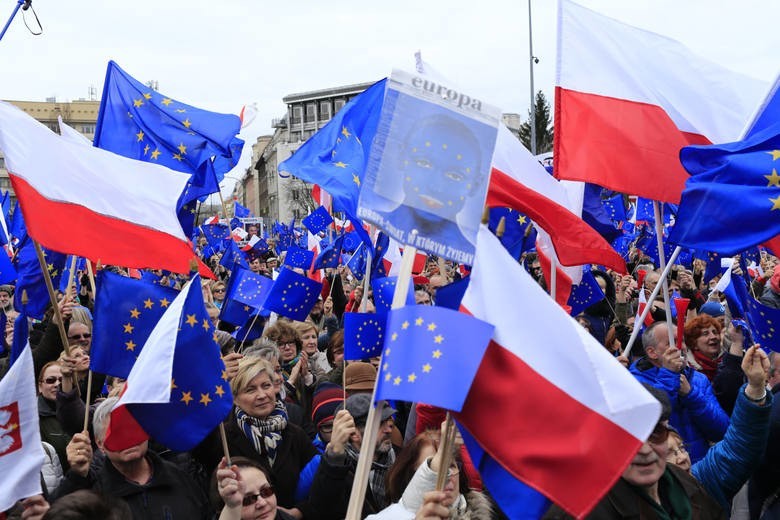 1 maja 2004 roku, po wielu latach starań, Polska oficjalnie...