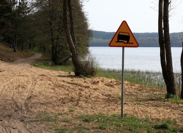 Jezioro Lubowidzkie - na razie nie przewiduje się tutaj żadnych prac.