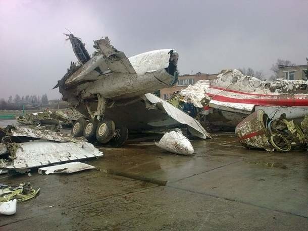 Katastrofa w Smoleńsku. Wrak prezydenckiego samolotu
